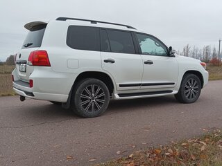 2012 Toyota Land Cruiser 200 Series Рестайлинг 1, белый, 3560000 рублей, вид 5