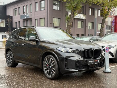 2026 BMW X5 30d IV (G05/G18) Рестайлинг, чёрный, 13290000 рублей, вид 3