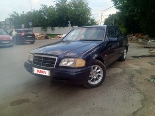 1998 Mercedes-Benz C-Класс 180 I (W202) Рестайлинг, синий, 350000 рублей, вид 1
