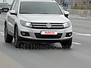 2013 Volkswagen Tiguan I Рестайлинг, серый, 1100000 рублей, вид 3