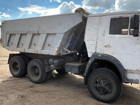 1983 КамАЗ 5511, белый, 650000 рублей, вид 2
