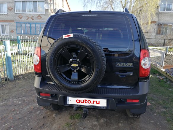 2014 Chevrolet Niva I Рестайлинг, чёрный, 890000 рублей - вид 2