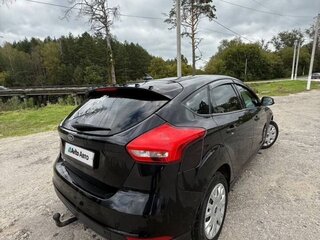 2017 Ford Focus III Рестайлинг, чёрный, 1000000 рублей, вид 2