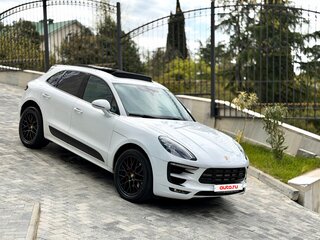 2016 Porsche Macan GTS I, белый, 3450000 рублей, вид 4