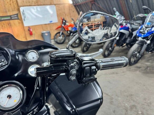 2012 Harley-Davidson Road Glide, чёрный, 1280000 рублей - вид 13