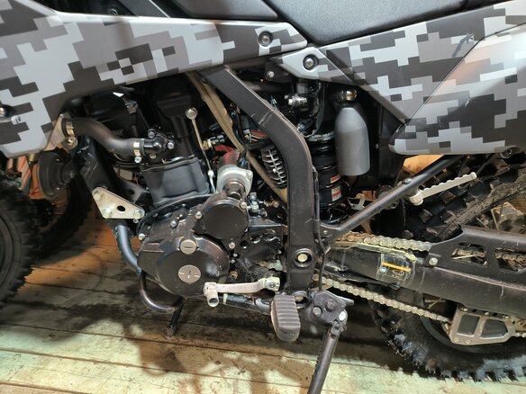 2019 Kawasaki KLX 250, чёрный, 600000 рублей - вид 9