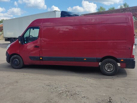 2012 Renault Master, красный, 1350000 рублей, вид 4