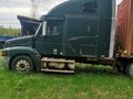 2002 Freightliner FLC, зелёный, 800000 рублей - вид 2