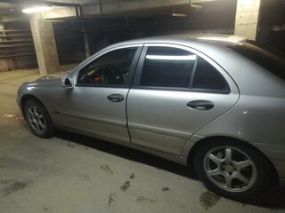2003 Mercedes-Benz C-Класс 200 II (W203), серебристый, 549000 рублей, вид 5