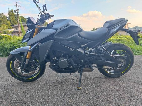 2022 Suzuki GSX-S 1000, чёрный, 890000 рублей, вид 2