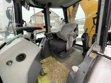 2018 Caterpillar 432, 4800000 рублей, вид 1