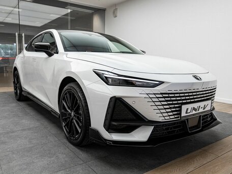 Changan UNI-V I