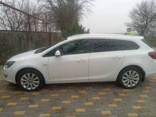 2012 Opel Astra J, белый, 890000 рублей, вид 3