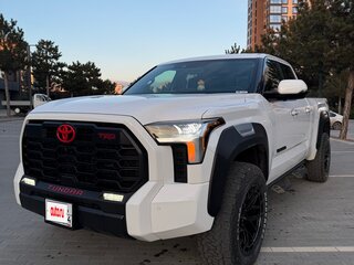 2022 Toyota Tundra Double Cab III, белый, 6990000 рублей, вид 5