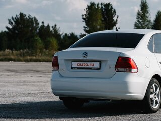 2014 Volkswagen Polo V, белый, 950000 рублей, вид 5