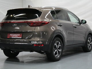 2018 Kia Sportage IV Рестайлинг, коричневый, 1709000 рублей, вид 5
