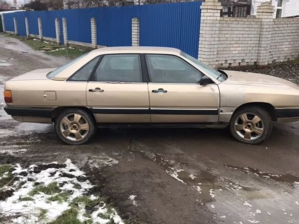 1986 Audi 100 III (C3), золотистый, 80000 рублей - вид 6