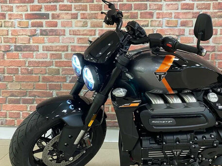 2026 Triumph Rocket 3, серый, 3800000 рублей, вид 5