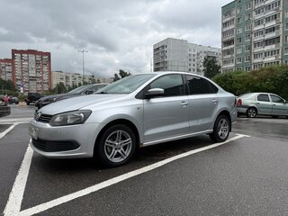 2014 Volkswagen Polo V, серебристый, 700000 рублей, вид 1