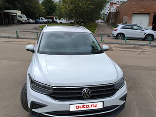 2021 Volkswagen Tiguan II Рестайлинг, белый, 2250000 рублей, вид 1