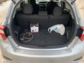 2019 Toyota Vitz III (XP130) Рестайлинг, серый, 1057000 рублей, вид 4