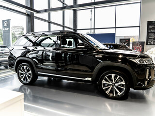 2024 Changan CS95 I Рестайлинг 2, чёрный, 4709900 рублей, вид 4