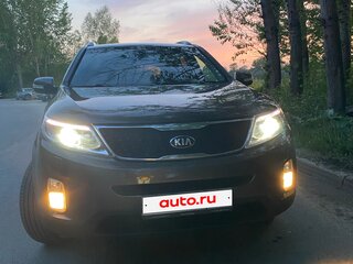 2016 Kia Sorento II Рестайлинг, бежевый, 2300000 рублей, вид 2
