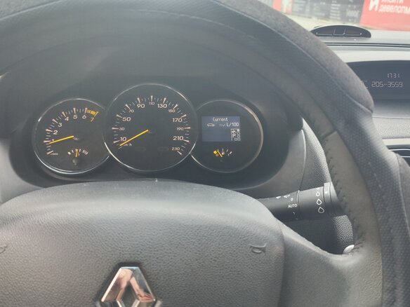 2010 Renault Fluence I, бежевый, 648000 рублей - вид 8