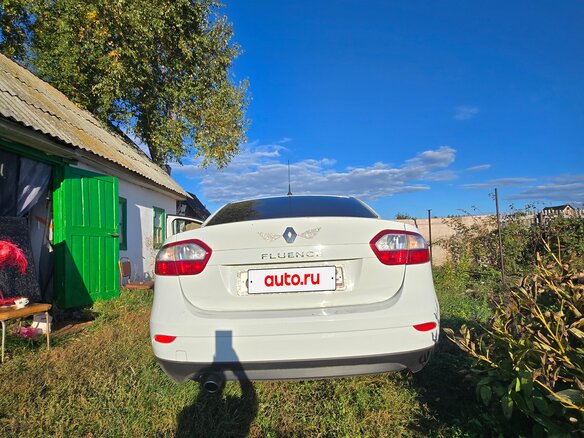 2014 Renault Fluence I Рестайлинг, белый, 850000 рублей - вид 8