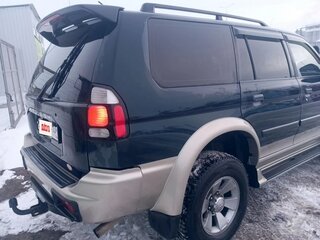 2008 Mitsubishi Pajero Sport I Рестайлинг, зелёный, 1250000 рублей, вид 4