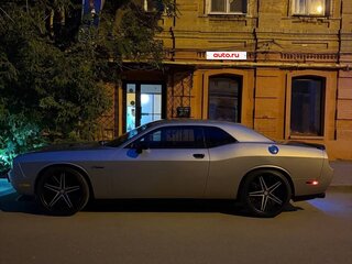 2014 Dodge Challenger III Рестайлинг, серый, 2400000 рублей, вид 2