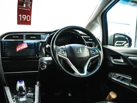 2017 Honda Shuttle II, серый, 1300000 рублей - вид 10
