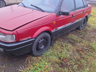 1988 Volkswagen Passat B3, красный, 70000 рублей, вид 2