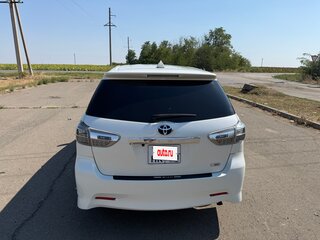 2009 Toyota Wish II, белый, 1349000 рублей, вид 5