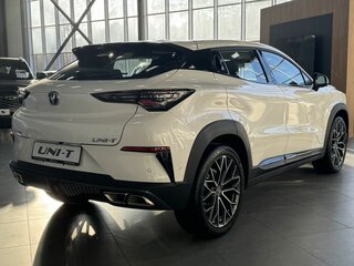 2024 Changan UNI-T I, белый, 3239900 рублей, вид 4
