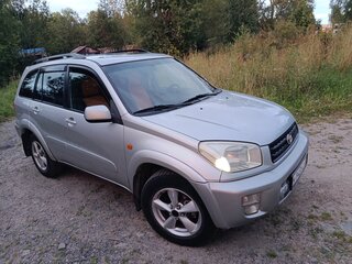 2002 Toyota RAV4 II (XA20), серебристый, 650000 рублей, вид 4