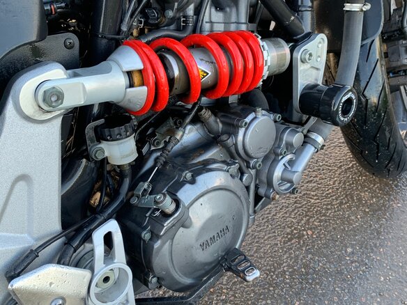 2006 Yamaha MT-03, белый, 300000 рублей - вид 10
