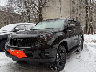 2011 Toyota Land Cruiser Prado 150 Series, чёрный, 2900000 рублей, вид 1