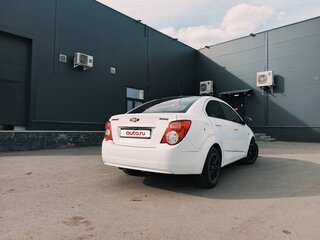 2012 Chevrolet Aveo II, белый, 599999 рублей, вид 4