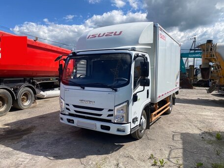 2024 Isuzu Elf (N-series), белый, 2560000 рублей, вид 1