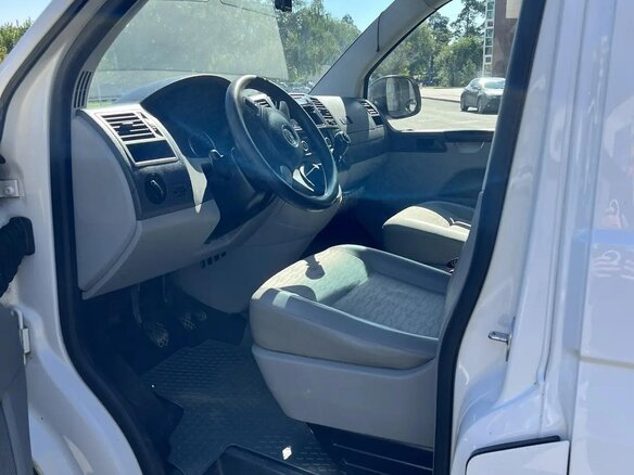 2012 Volkswagen Transporter T5 Рестайлинг, белый, 1650000 рублей - вид 10