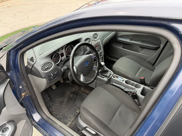 2011 Ford Focus II Рестайлинг, синий, 455000 рублей - вид 6