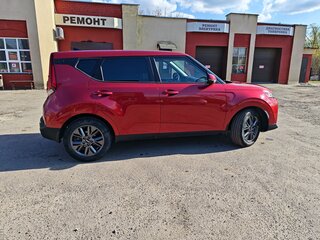 2020 Kia Soul III, красный, 1750000 рублей, вид 5