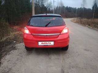 2005 Opel Astra H, красный, 300000 рублей, вид 3