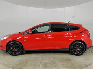 2014 Ford Focus III, красный, 690000 рублей, вид 4