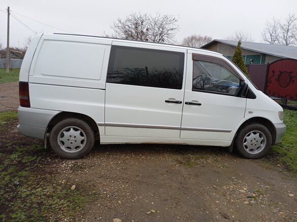 2002 Mercedes-Benz Vito, белый, 700000 рублей - вид 2
