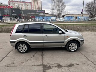 2007 Ford Fusion I Рестайлинг, серебристый, 525000 рублей, вид 4