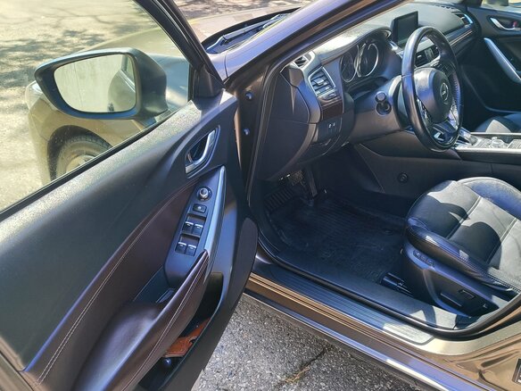 2016 Mazda 6 III (GJ) Рестайлинг, коричневый, 1950000 рублей - вид 9