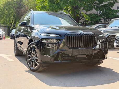2025 BMW X7 40d I (G07) Рестайлинг, чёрный, 16300000 рублей, вид 2