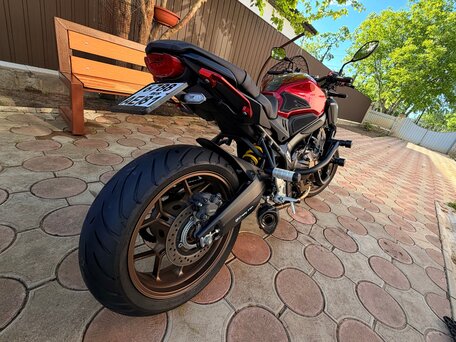 2019 Honda CB 650R, красный, 1060000 рублей, вид 3